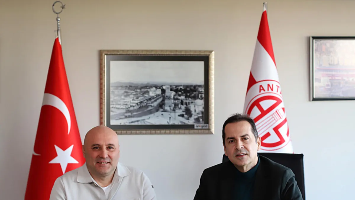 Antalyaspor'da Sami Uğurlu dönemi resmen başladı