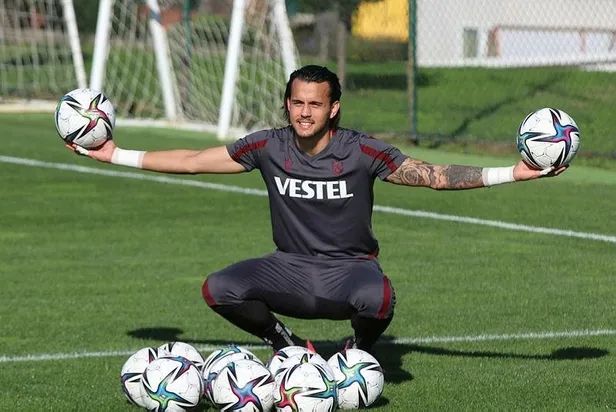 trabzonsporun-basarili-teknik-direktoru-abdullah-avci-onemli-aciklamalarda-bulundu-1637186491468.jpeg Trabzonspor'un başarılı Teknik Direktörü Abdullah Avcı önemli açıklamalarda bulundu!-4