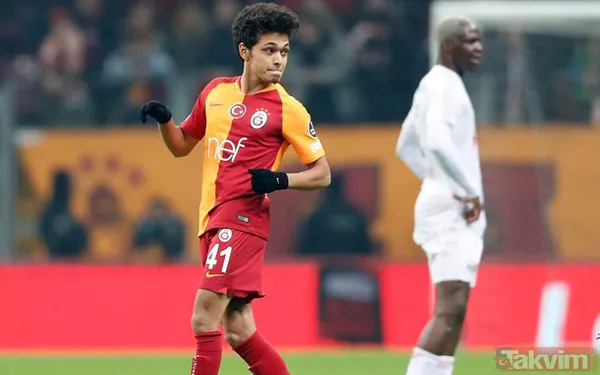 Son dakika: Galatasaray'ın kamp kadrosu belli oldu - 18