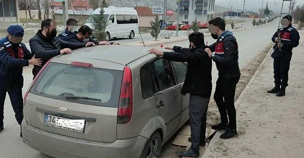 Konya’da DEAŞ operasyonu! Biri kırmızı bültenle aranan 3 şüpheli paketlendi