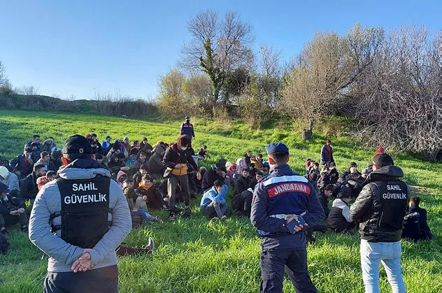 Çanakkale'de 123 düzensiz göçmen yakalandı