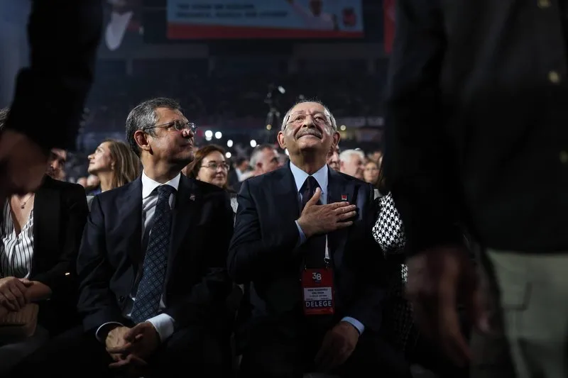 CHP Genel Başkanı Özgür Özel, eski Genel Başkan Kemal Kılıçdaroğlu