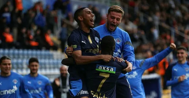 Kasımpaşa Gaziantep'i 4 golle geçti!