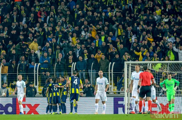 Kadıköy'de Fenerbahçe'nin gecesi | Fenerbahçe 1-0 Zenit - 10