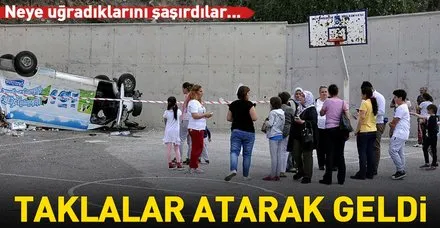 Ankara'da minibüs okul bahçesine düştü