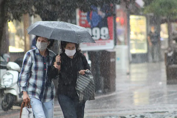 son-dakika-meteoroloji-uyardi-saganak-bugun-etkisini-gosterecek-1603090825741.jpg Son dakika: Meteoroloji uyardı! Sağanak bugün etkisini gösterecek-3