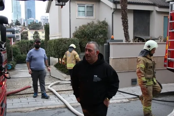 Son dakika: Cem Yılmaz'ın evinde yangın çıktı! Cem Yılmaz'dan ilk açıklama geldi!-2