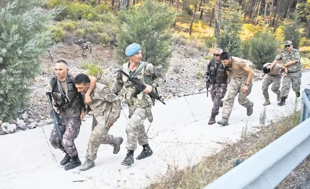 son-dakika-fetocu-suikast-timinin-tek-firarisi-4-yildir-her-yerde-araniyor-1594637036763.jpg Son dakika: FETÖ 'Suikast Timi'nin tek firarisi! 4 yıldır aranıyor...-3