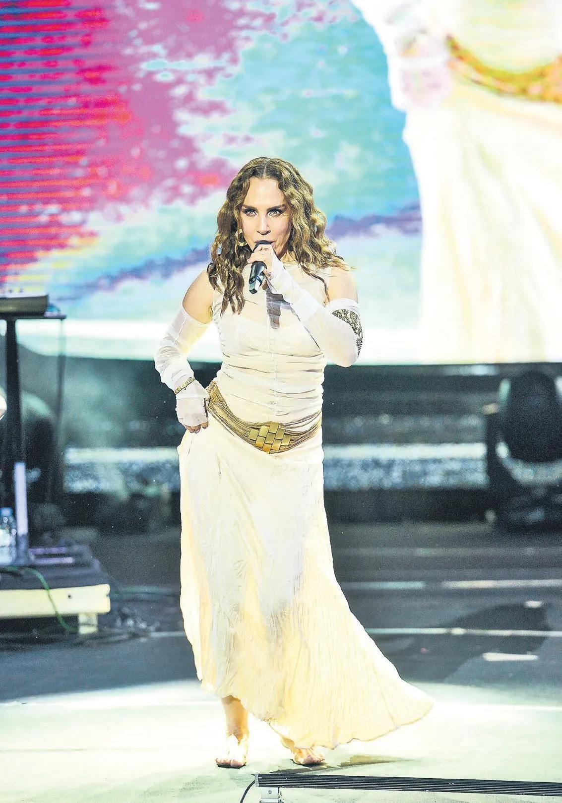 sertab-erenerden-eurovisiona-israil-resti-orada-olmak-istemiyorum-1778307765310.jpeg Sertab Erener Eurovision 2026 davetini reddetti-3