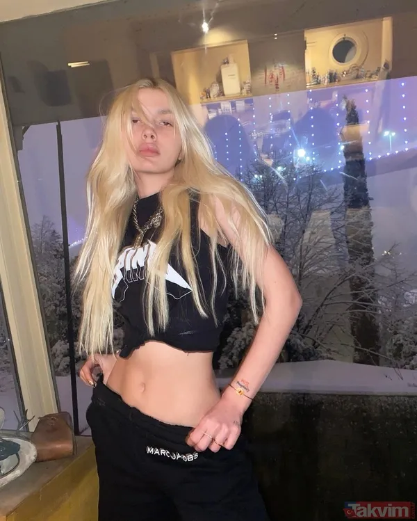 Gülşen, Aleyna Tilki’nin iç çamaşırıyla yatak odasında dans ettiği klibi paylaştı! Destek gecikmedi: “Daha ne desin bu kız?” - 2