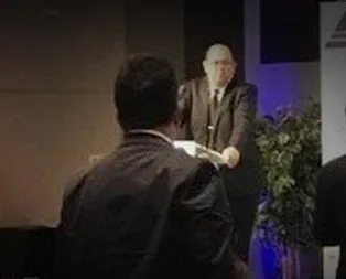 FETÖ üyesi boş salona konuştu