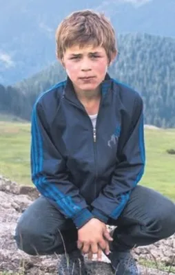 Sıkışan teröristler sivilleri katlediyor