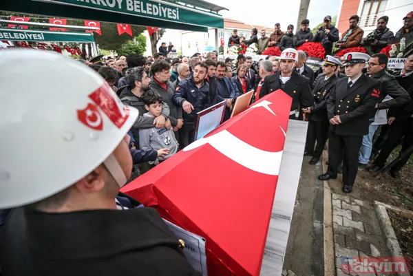 Şehit Teğmen Talha Bahadır, Yalova'da toprağa verildi! Cenaze namazını babası kıldırdı - 3