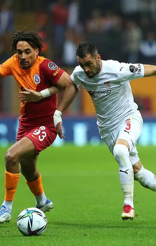 Galatasaray'da Sacha Boey İtalya yolcusu