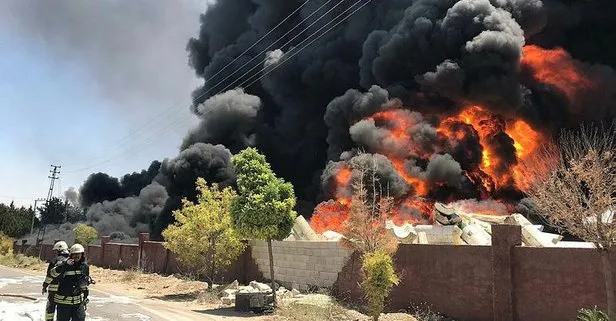 Son dakika: Gaziantep’te tekne yapımında kullanılan malzemelerin bulunduğu depoda yangın
