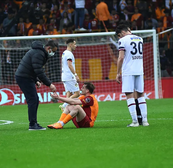 son-dakika-galatasaray-haberleri-galatasarayli-taraftarlara-kotu-haber-kerem-akturkoglunda-kasik-adalesinde-zo-1649089613756.jpg Son dakika Galatasaray haberleri.... Galatasaraylı taraftarlara kötü haber! Kerem Aktürkoğlu'nda kasık adalesinde zorlanma ve kanama tespit edildi-3