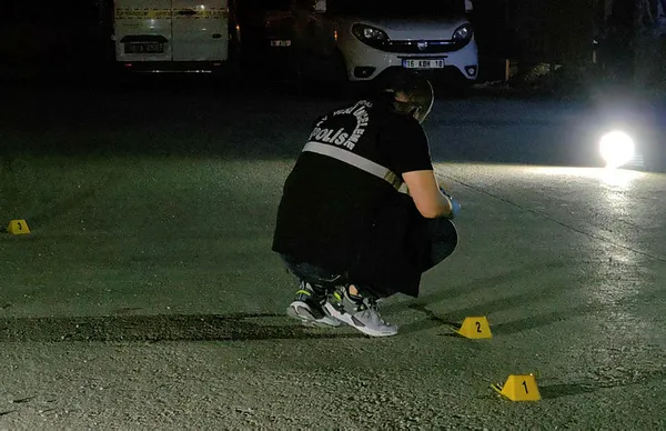 Son dakika: Bursa'da restoran çalışanları ve müşteriler arasında silahlı kavga: 2 yaralı-3