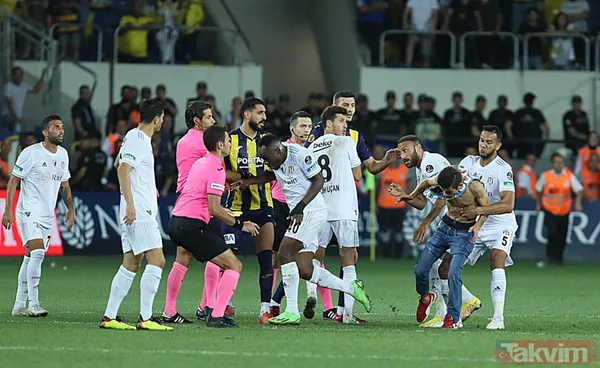 Ankara'da saha karıştı! Tribünden inen taraftar Beşiktaşlı Salih Uçan'ı tekmeledi, Josef kırmızı kart gördü - 11
