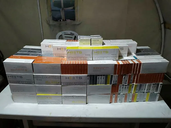 adanada-yolcunun-valizinden-1580-kacak-elektronik-sigara-cikti-1592822797465.jpg Adana'da yolcunun valizinden 1580 kaçak elektronik sigara çıktı-2