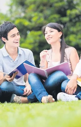 Üniversiteli olmaya hazırlanan gençlere rektör tavsiyeleri! İşte öne çıkan alanlar ve sektörler...