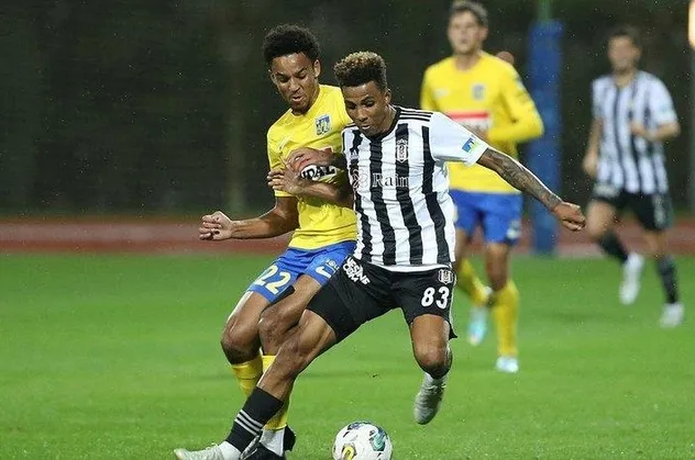 Beşiktaş, Westerlo'yu tek golle geçti