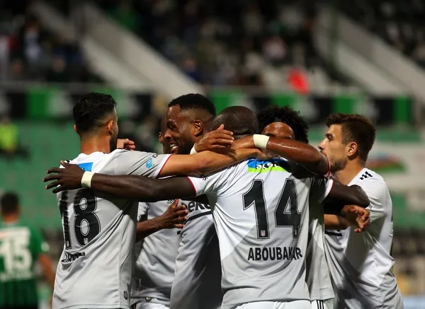 Beşiktaş 22 gün sonra çıktığı Süper Lig maçında Denizli’yi 3 golle geçti-5