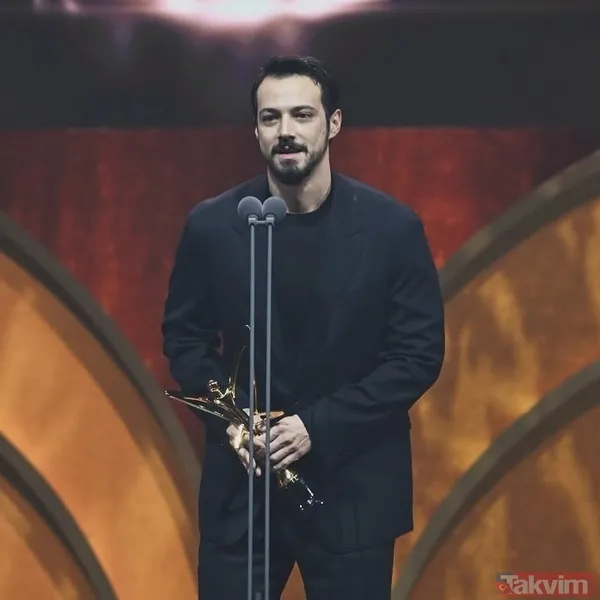 Bahar’ın yıldızı Demet Evgar’dan tören sonunda dikkat çeken Mert Yazıcıoğlu hamlesi! “İki tane bebek görüyorum” - 2