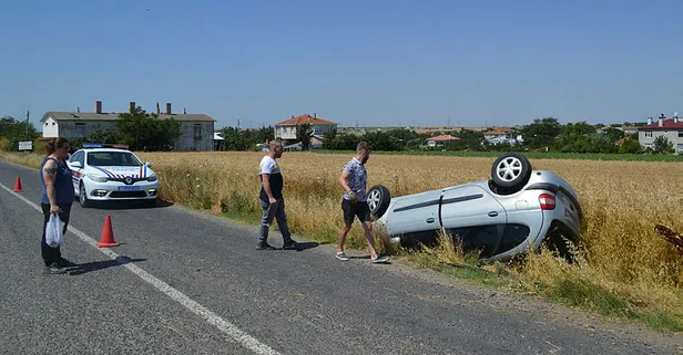Trafikte eşek arısı dehşeti! Camından girdiği araç takla attı