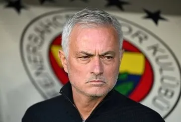 Jose Mourinho derbi kazanamadan bitirdi