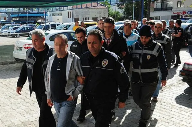 Kemer Belediyesi’ne yolsuzluk operasyonu