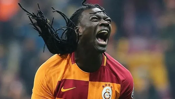 takvim.com.tr transferi yazmıştı! Galatasaray'ın yeni transferi Bafetimbi Gomis İstanbul'a geldi-2