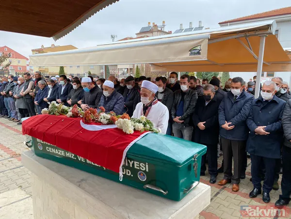 Türkiye Müslüme'ye ağlıyor! Müslüme’nin cenazesi dedesinin köyüne getirildi! Müslüme son yolculuğuna uğurlandı - 9