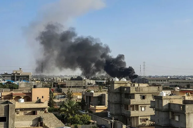 Son dakika: Libya'da Hafter milisleri Trablus'un güneyindeki sivil mahallelere saldırdı