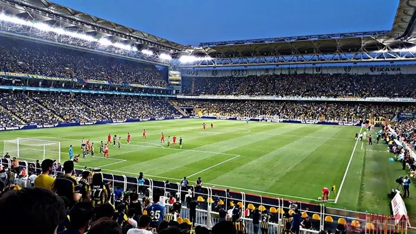 Süper Lig'in en büyük statları açıklandı! En büyük stadyum hangi takımın? - 18