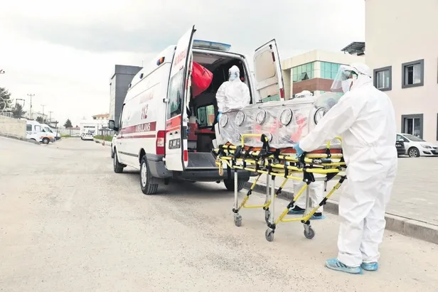 Bilim Kurulu üyeleri Kovid-19'a karşı uyardı: Bu rahatlık için çok erken-4