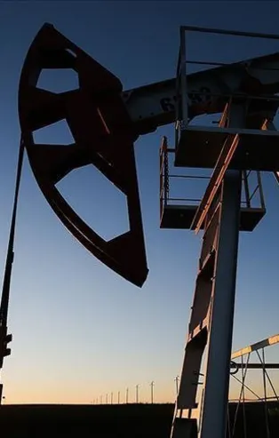 'Petrol yok' diye üzerine beton dökülen kuyulardan petrol fışkırıyor: Türkiye petrol üretiminde rekor kırdı!