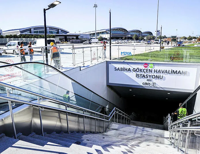 Sabiha Gökçen Metro Hattı’na vatandaştan tam not!