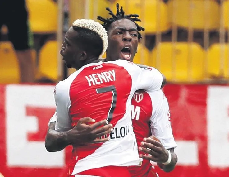 Henry Onyekuru imzalıyor