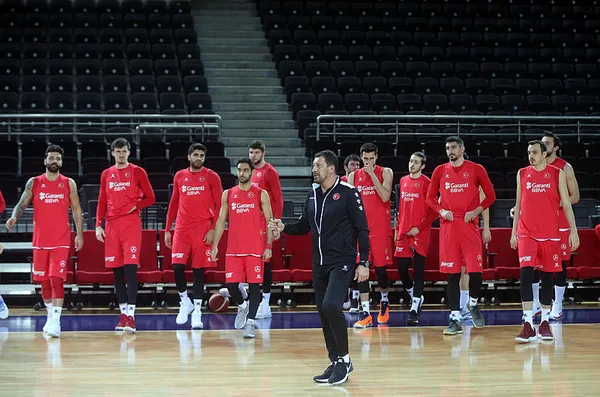 son-dakika-a-milli-basketbol-takiminda-ufuk-sarica-donemi-sona-erdi-1605868721524.jpg SON DAKİKA: A Milli Basketbol Takımı'nda Ufuk Sarıca dönemi sona erdi-2