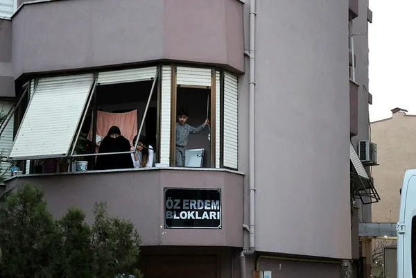 sakaryada-kavga-eden-irakli-2-kardes-birbirini-bicakladi-1609689334858.jpg Sakarya'da kavga eden Iraklı 2 kardeş birbirini bıçakladı-7