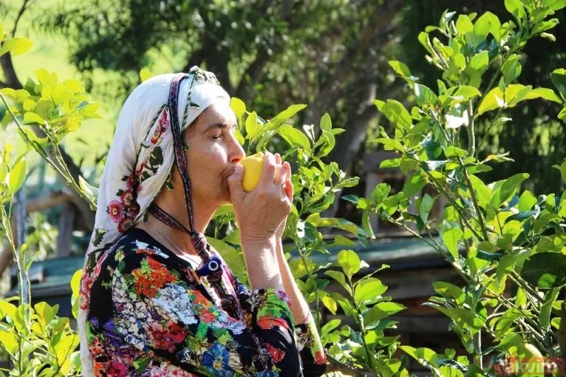 Bilun Dohmen ağlaya ağlaya köy hayatını terk etti! 90�lı yıllarda