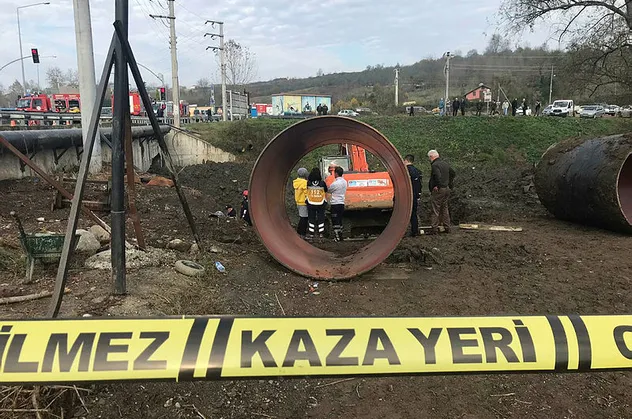 Kocaeli'de acı olay! Göçük altında kalan işçinin cansız bedenine ulaşıldı