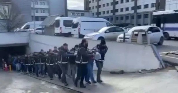 İstanbul'da çete operasyonu: Birbirlerine saldıracaklardı! Hücum yelekleri ele geçirildi