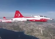 Türk Yıldızları TEKNOFESTte şov yaptı! Ampute Futbol Milli takımı için İstanbul Boğazı üzerinde uçuş...