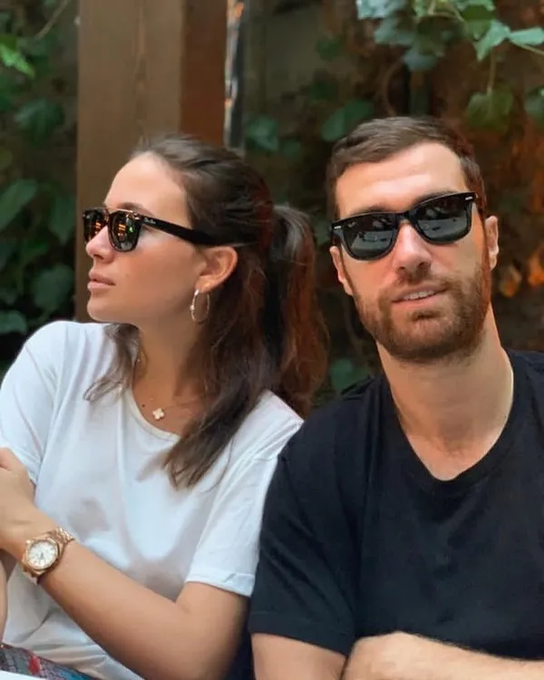 ogulcan-engin-kiz-kardesi-elif-enginin-dogum-gununu-bakin-nasil-kutladi-elif-enginin-guzelligi-sosyal-medyaya-damga-vurdu-1617440089861.jpg Oğulcan Engin kız kardeşi Elif Engin’in doğum gününü bakın nasıl kutladı! Elif Engin’in güzelliği sosyal medyaya damga vurdu-7