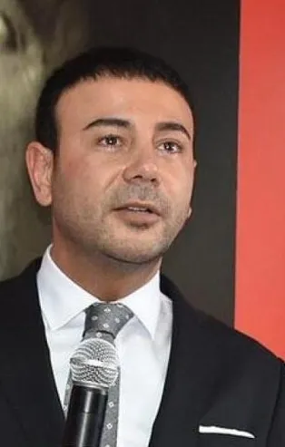 CHP’li Beşiktaş Belediye Başkanı Rıza Akpolat'tan ‘lüks’ dönüşüm