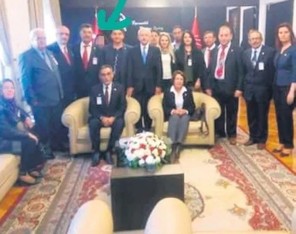 CHP'de skandalların ardı arkası kesilmiyor! 17 yaşındaki kızı taciz eden Mete Akyolcular'ı bakın kim korumuş!-8