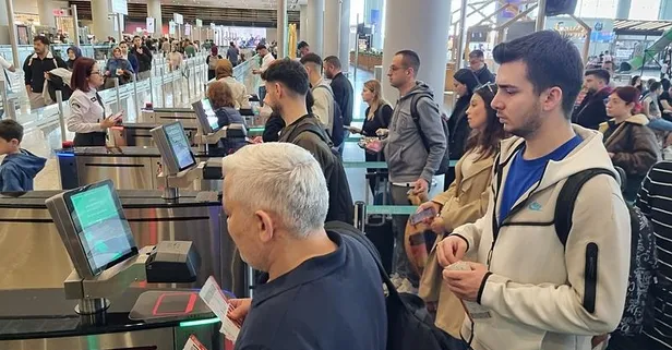 İstanbul Havalimanı'ndan dün 1512 uçuşla 222 bin yolcu seyahat etti