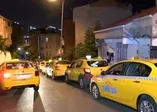 Taksiciler zam ayarı için kuyruğa girdi (Video)