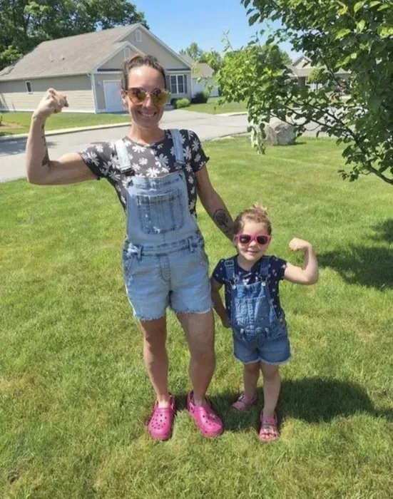 2-yilda-88-kiloyu-bu-sayede-verdi-2-cocuk-annesi-tek-bir-olay-sonrasi-donusum-yasadi-sadece-bu-2-yontemi-dened-1720106525466.jpeg 2 çocuk annesi tek bir olay sonrası dönüşüm yaşadı! 2 yılda 88 kiloyu bu sayede verdi! "Bu 2 yöntemi denedim..."-2